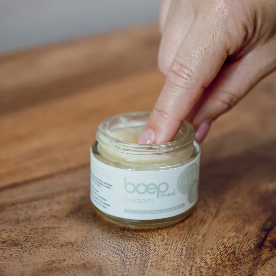 オーガニックメッドバルサム（唇、乳頭保護バーム）