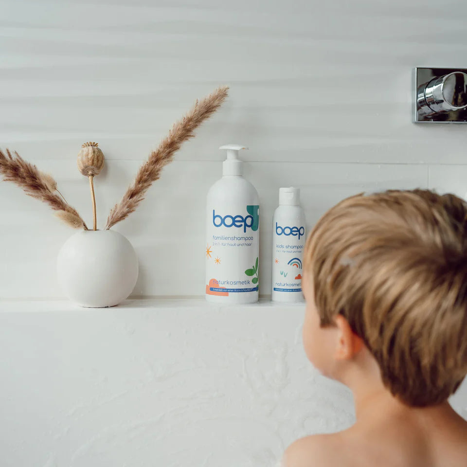 2in1 オーガニックキッズシャンプー＆シャワージェル マキシ