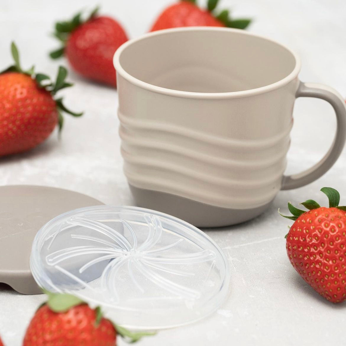 2WAYスナックボックス　スモーキーグレー　(9ヶ月〜）